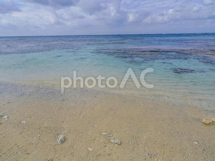【沖縄県】池間島のイキヅービーチ 沖縄県,池間島,イキヅービーチの写真素材