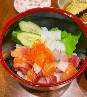 海鮮丼 海鮮丼,刺身,魚の写真素材