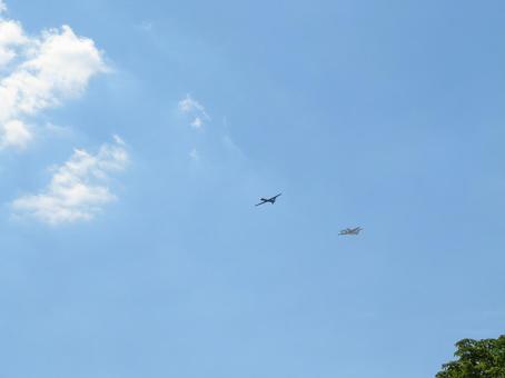 フランス、パリ、革命記念日の航空ショー フランス、パリ、革命記念日の航空ショー 輸送機,飛行機,戦闘機の写真素材