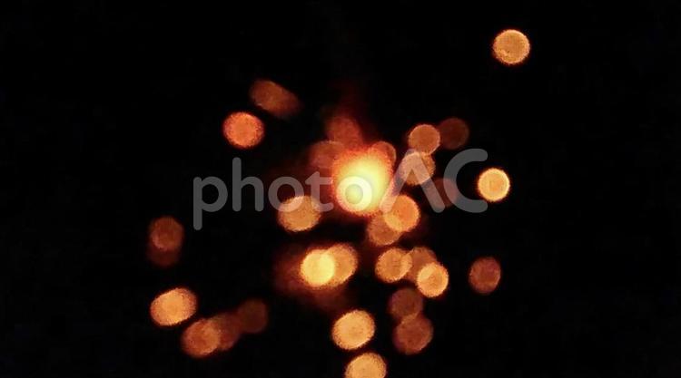 ともしび「RED」 光,光の玉,輝きの写真素材