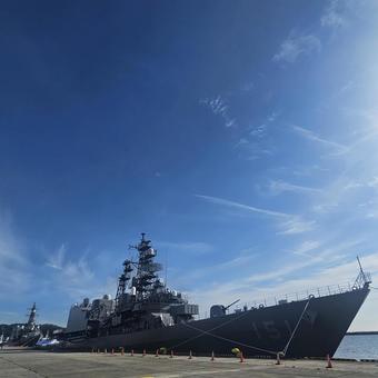 護衛艦あさぎり前方全体２ 護衛艦,自衛隊,船の写真素材