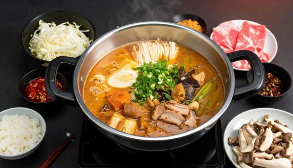 黒豚カレー鍋 黒豚カレー鍋の写真
