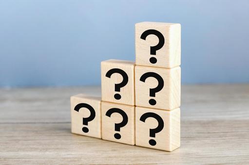 クエスチョンマークの階段 クエスチョンマークの階段 クエスチョン,疑問,謎の写真素材