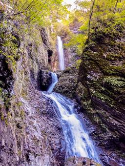 秋染まる竜化の滝 竜化の滝,ハイキング,秋の写真素材