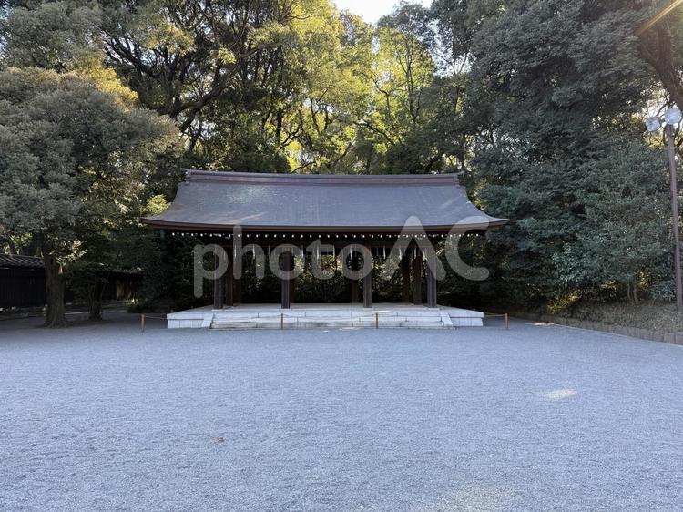 明治神宮　本殿前 原宿,砂利,参道の写真素材