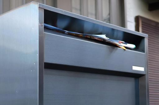 郵便物・チラシ入り郵便受け　留守中ポスト 郵便受け,郵便ポスト,郵便物の写真素材