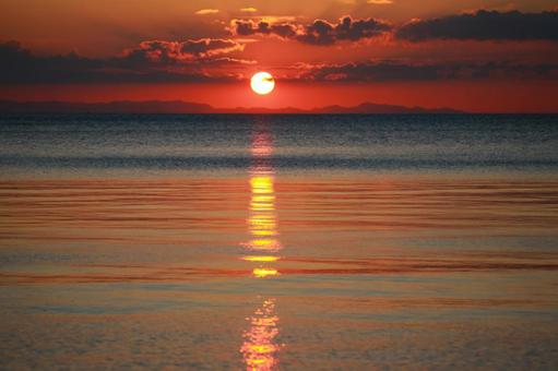 海に沈む夕陽 201109 01 海に沈む夕陽 201109 01の写真