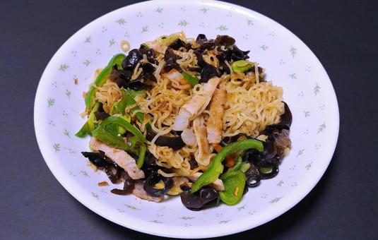 キクラゲ焼きそば キクラゲ焼きそば 焼きそば,料理,食事の写真素材