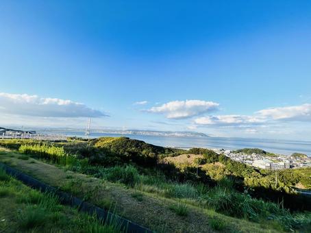 淡路サービスエリアから見た明石海峡大橋 淡路サービスエリアから見た明石海峡大橋 淡路ハイウェイオアシス,明石海峡大橋,淡路の写真素材
