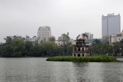 ベトナムハノイのホアンキエム湖 ベトナム,ハノイ,ホアンキエム湖の写真素材