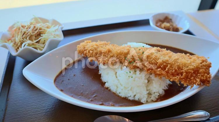 有田で味わう、揚げたて熱々のカツカレー カツカレー,揚げたて,熱々の写真素材