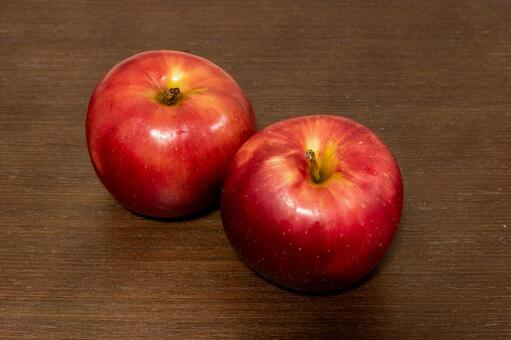 サンつがる（リンゴ） 果物,果実,フルーツの写真素材