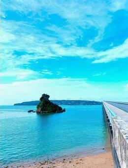 古宇利島 古宇利島,古宇利大橋,海の写真素材