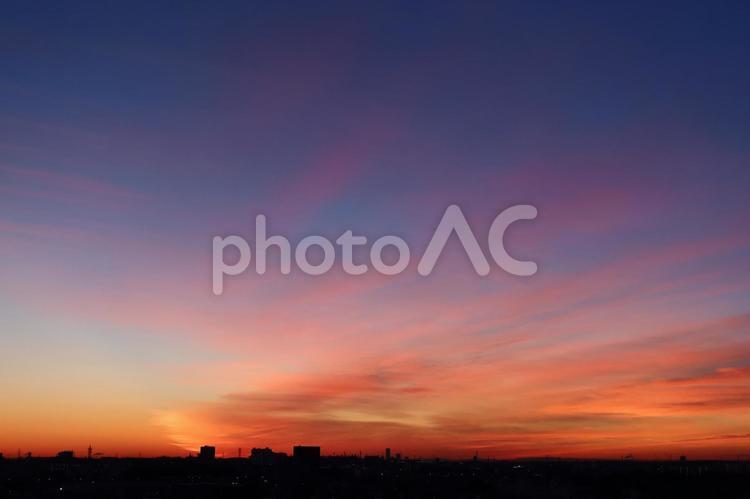 朝焼け　日の出　dawn  朝焼け,夜明け,朝焼け雲の写真素材