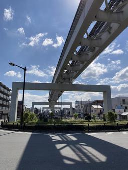 多摩都市モノレールの軌道。玉川上水駅前 モノレール,多摩,玉川上水の写真素材