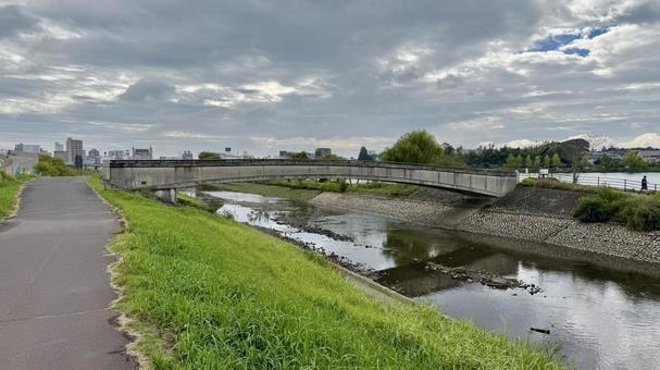 小さな橋 小さな橋 千羽湖,橋,野鳥の写真素材