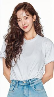 親しみやすい笑顔の女性 親しみやすい笑顔の女性の写真