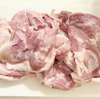 鶏もも肉 鶏もも肉の写真
