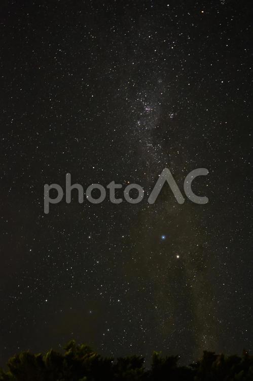 星空　空　星　天の川　ミルキーウェイ 夜,空,星の写真素材