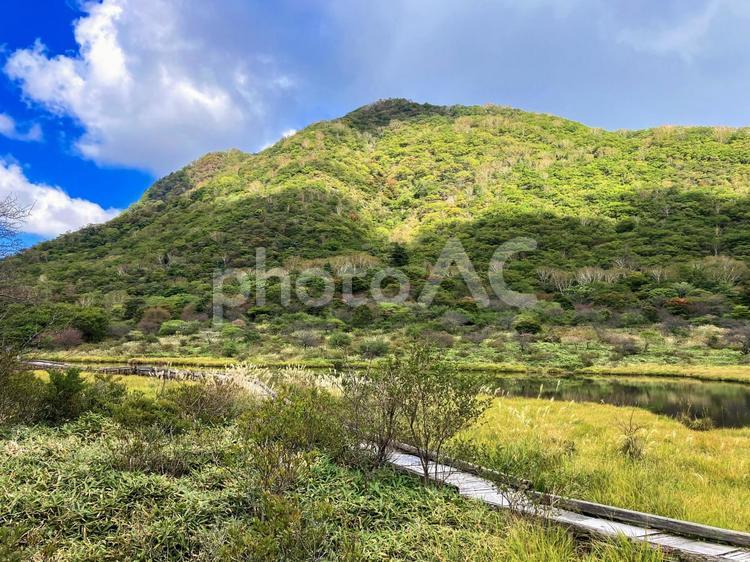 秋晴れの覚満淵 赤城山,覚満淵,赤城大沼の写真素材