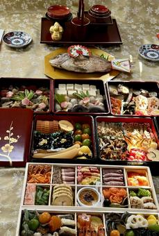 正月祝いの食卓 正月祝いの食卓 正月祝いの食卓,正月,おせち料理の写真素材