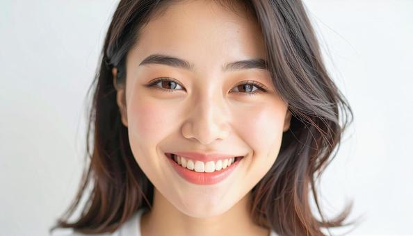 日本人女性の笑顔 大人 日本人女性の笑顔 大人の写真