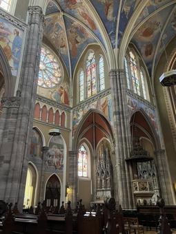 聖ペトロ・聖パウロ副司教座聖堂 教会,ステンドグラス,ヨーロッパの写真素材