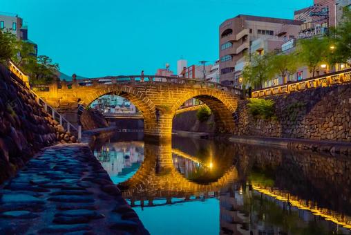 【長崎】眼鏡橋のライトアップ 【長崎】眼鏡橋のライトアップ 眼鏡橋,長崎,港町の写真素材