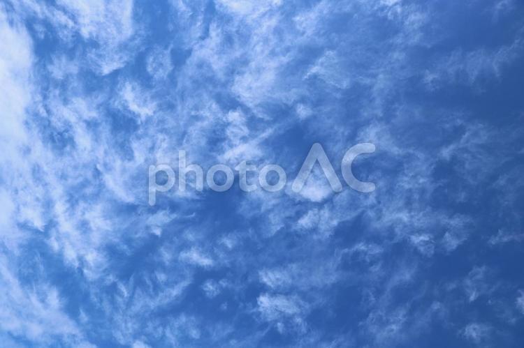 空 青,雲,白の写真素材