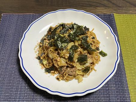 焼きそば 焼きそば,めん類,皿の写真素材