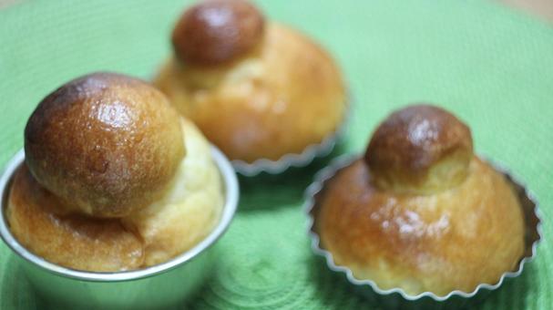 ブリオッシュ ブリオッシュ,パン,手ごねの写真素材