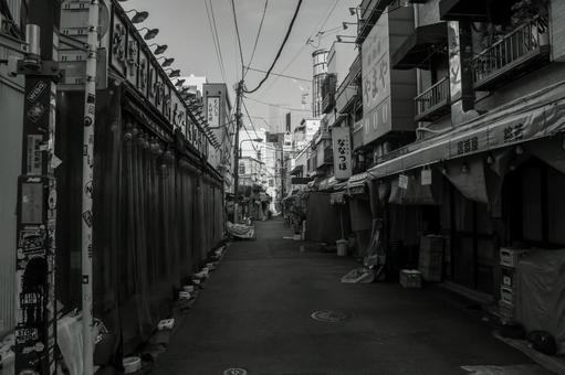 浅草の路地裏 浅草の路地裏 浅草,路地裏,路地の写真素材