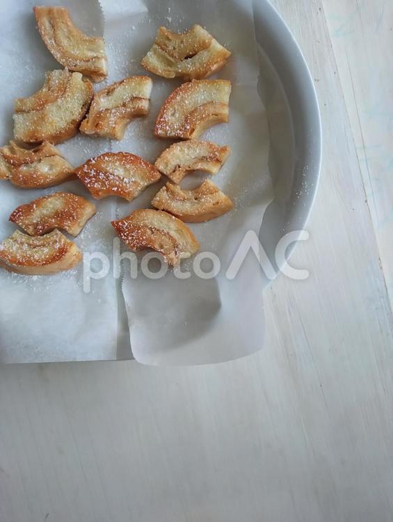 お麩の安心おやつ－左上－コピースペース お麩,手作り,お菓子の写真素材