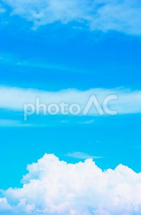 真夏の入道雲と爽やかな夏空のイメージ素材 入道雲,夏空,積乱雲の写真素材