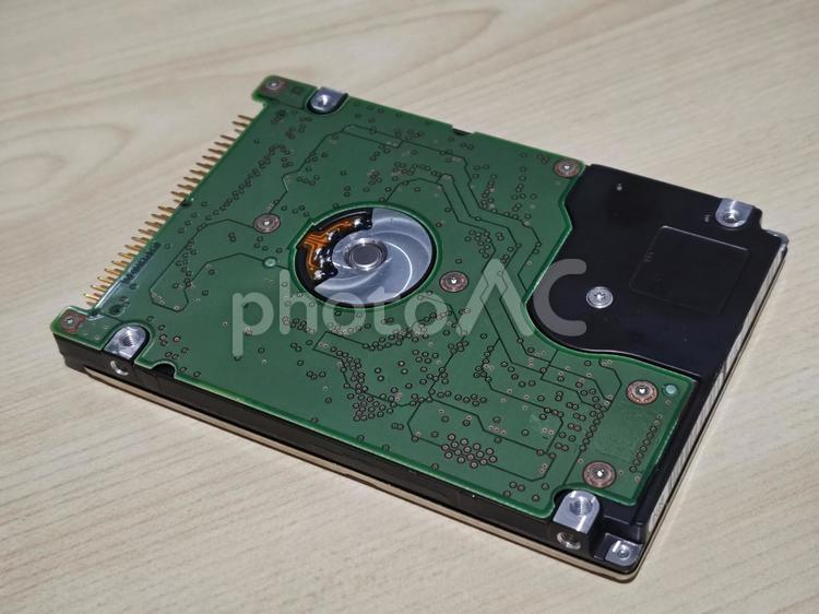 小型内臓ハードディスク（HDD）基盤 ハードディスク,回路,基盤の写真素材