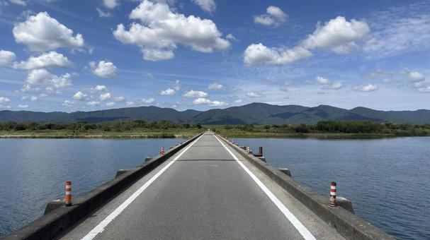空と山と川と橋3 空と山と川と橋3の写真