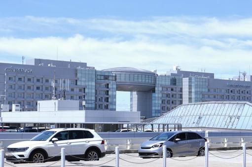 関西空港から見るエアロプラザとホテル日航 エアロプラザ,ホテル日航関西空港,関西国際空港の写真素材