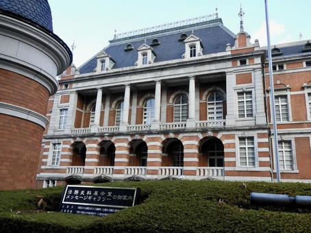 夕方の法務省旧本館前 夕方の法務省旧本館前 法務省,法務省旧本館,法務総合研究所の写真素材