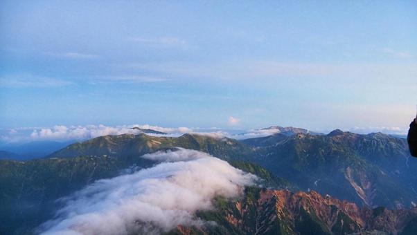 槍ヶ岳から見る朝焼け 槍ヶ岳から見る朝焼けの写真