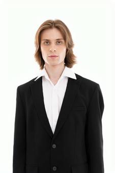 黒いスーツの外国人男性 黒いスーツの外国人男性 男性,微笑む,モデルの写真素材