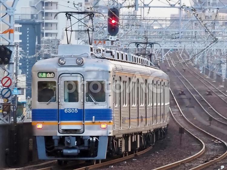 南海高野線 6100系 新今宮駅 南海,南海電車,南海高野線の写真素材