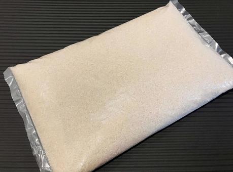 袋詰めされたお米(精米)のパッケージ素材 袋詰めされたお米(精米)のパッケージ素材 精米,白米,米袋の写真素材