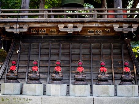 常楽寺のお地蔵様 寺,地蔵,鐘の写真素材