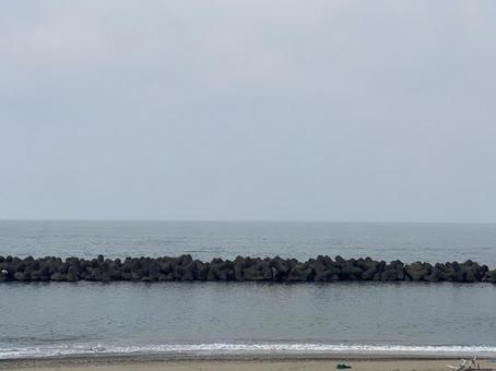 冬の日本海 瀬波 冬の日本海 瀬波の写真