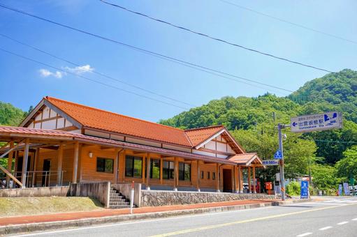 JR木次線の出雲坂根駅 JR木次線の出雲坂根駅 木次線,鉄道,出雲坂根の写真素材