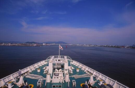 徳島港入港 徳島港入港の写真