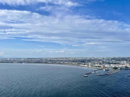 江ノ島から望む湘南の街と海 江ノ島から望む湘南の街と海 江ノ島,湘南,海の写真素材