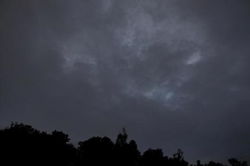 夜の雲 夜の雲 夜,空,雲の写真素材