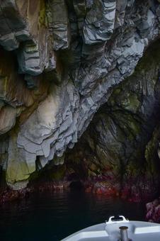 海の洞窟 海の洞窟の写真