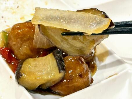 バイキング　酢豚　なす入り 酢豚,肉団子,玉ねぎの写真素材